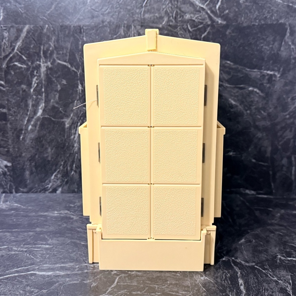 1983 WORLD WIDE MEDIA Folding Plastic Sewing Box w/Thread Spools - Picture 12 of 16